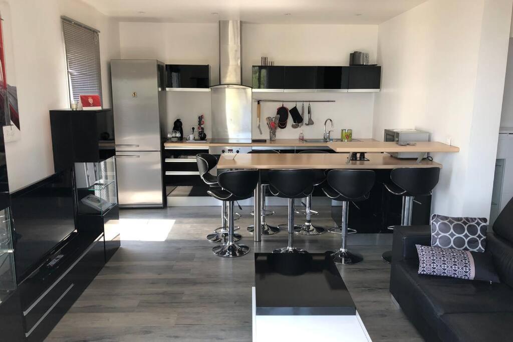 Appartement Vue Panoramique Sur La Mer Et La Citadelle De Bastia Bastia  Eksteriør billede